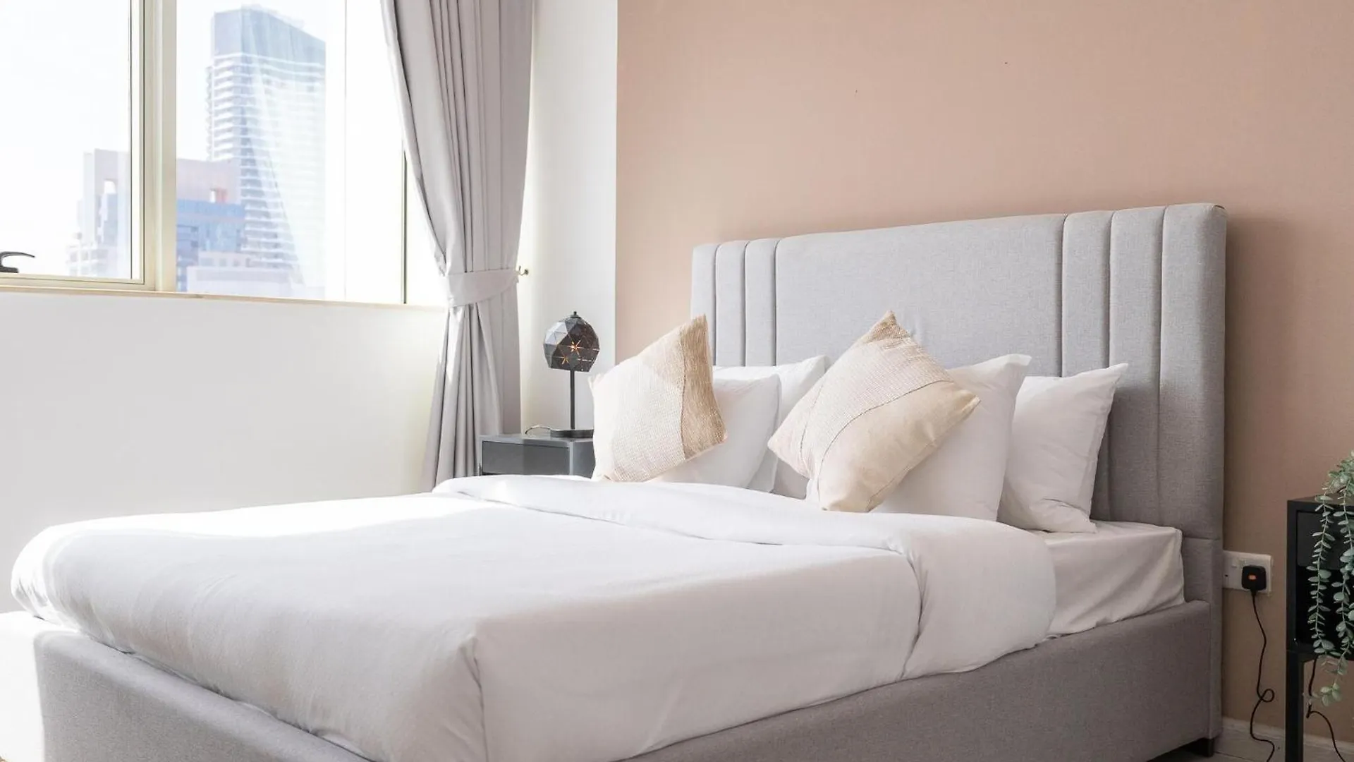 Appartement Dubai Marina Stunning Huge 4 Bedroom Apts Near Jbr Gym Pool Parking Émirats arabes unis
