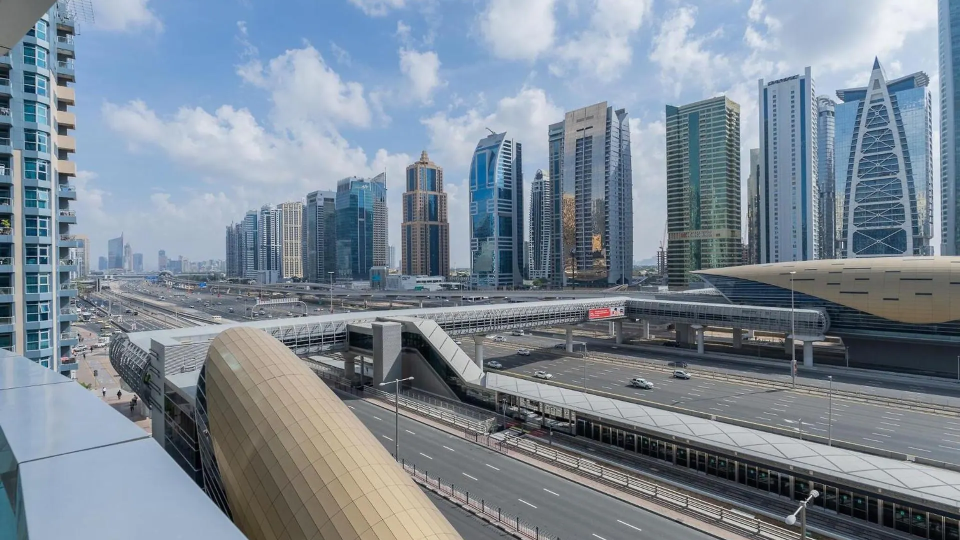 Dubai Marina Stunning Huge 4 Bedroom Apts Near Jbr Gym Pool Parking